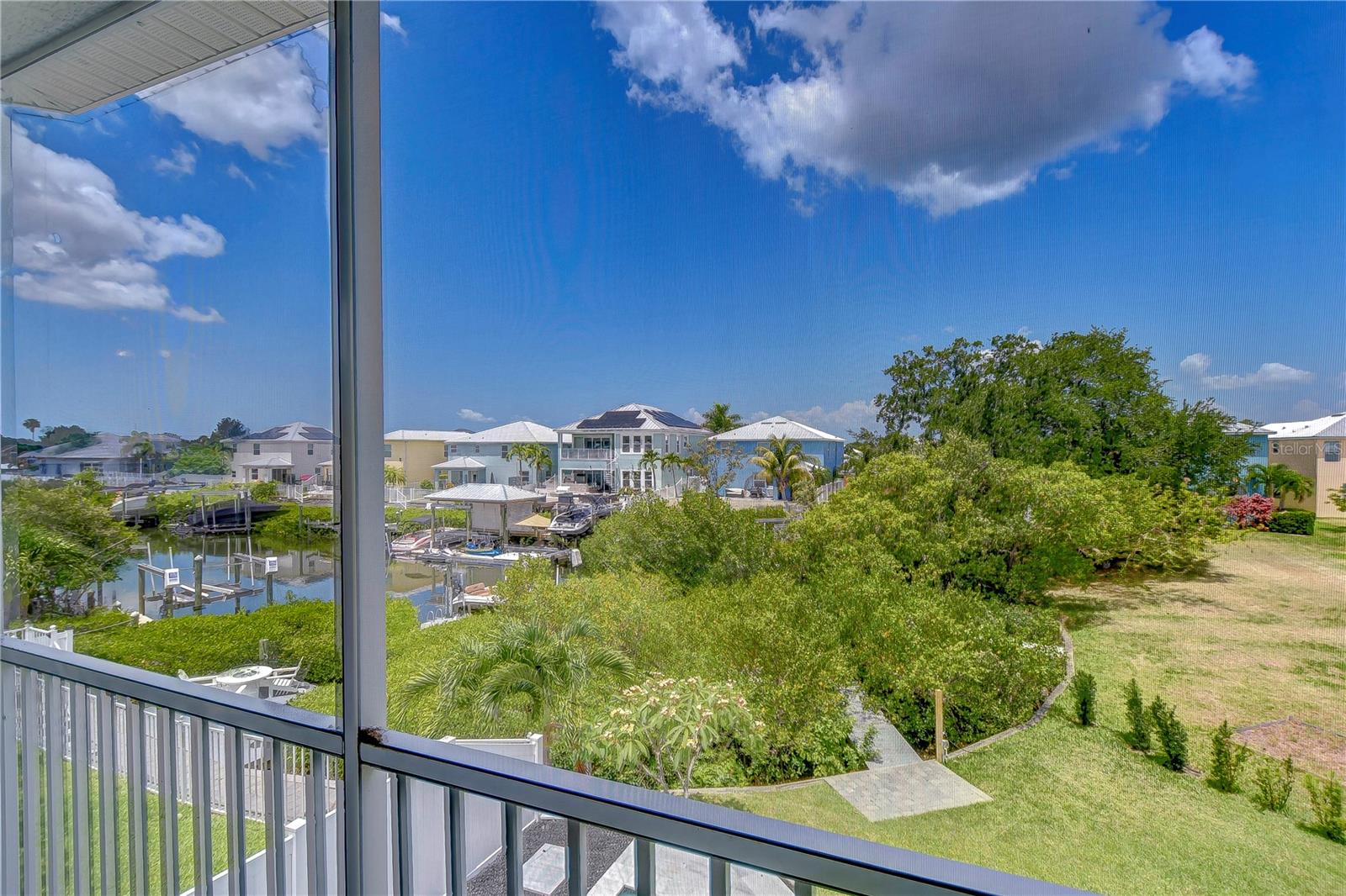 428 BAHAMA GRANDE BLVD