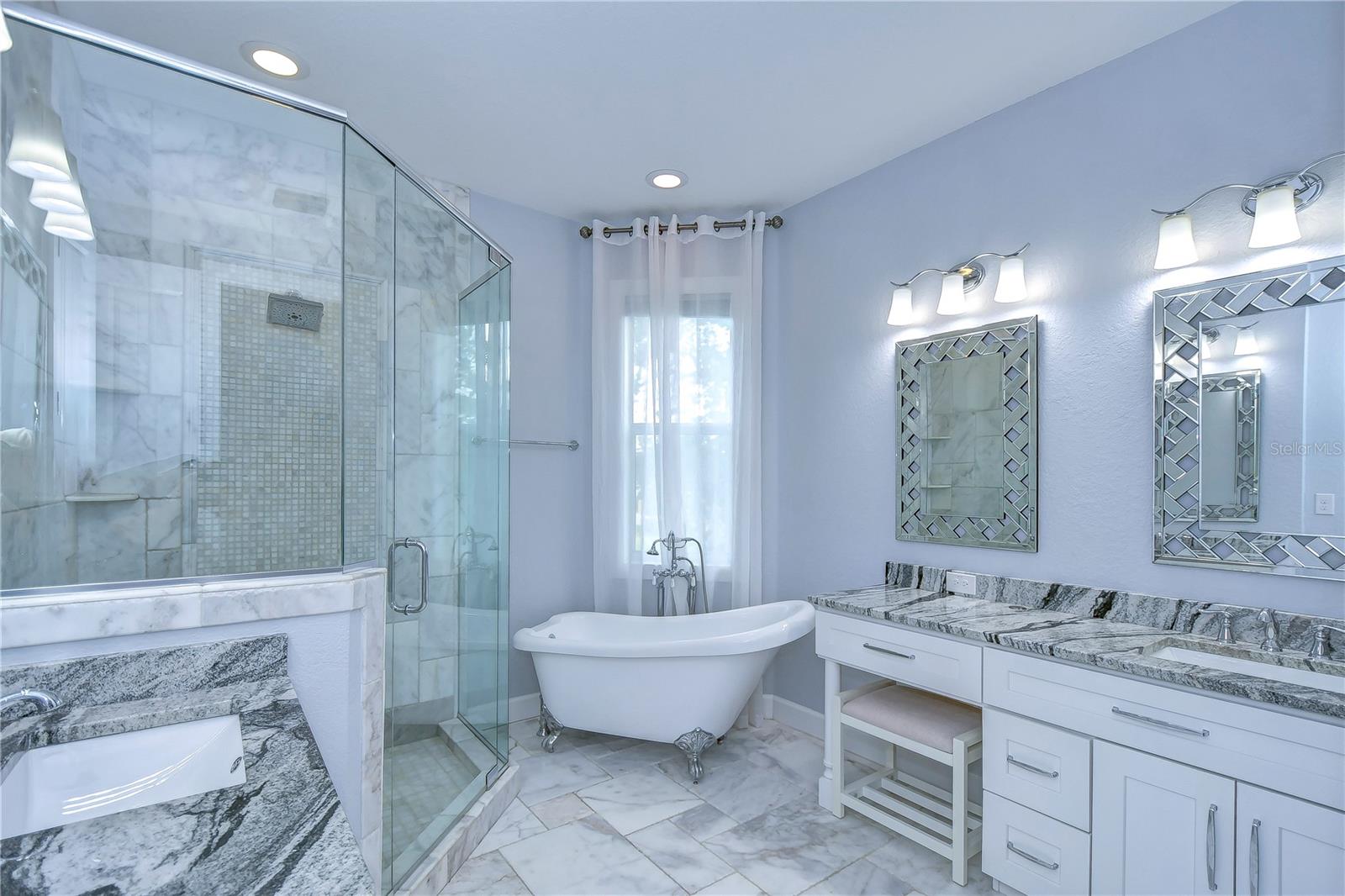 428 BAHAMA GRANDE BLVD