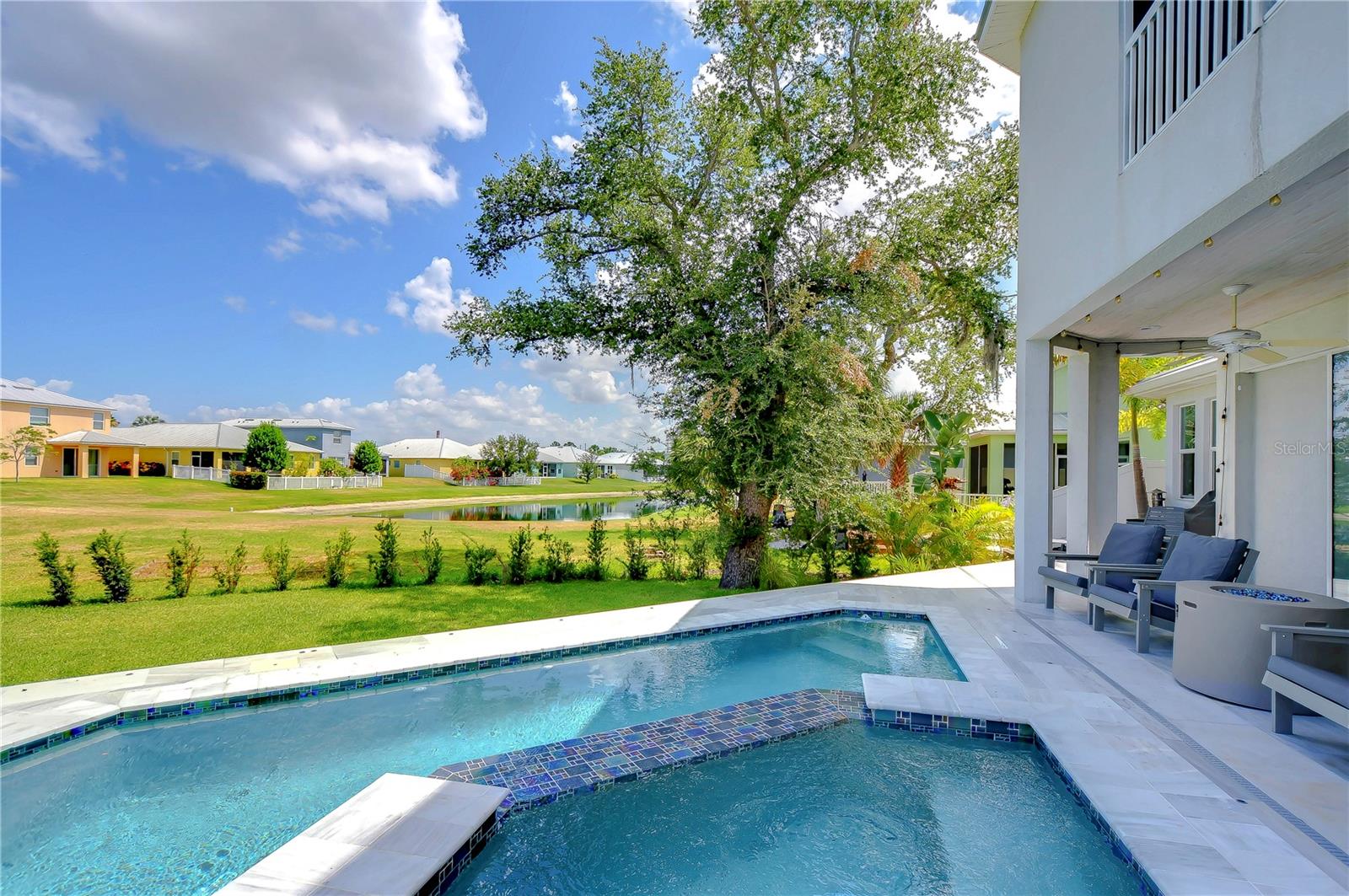 428 BAHAMA GRANDE BLVD