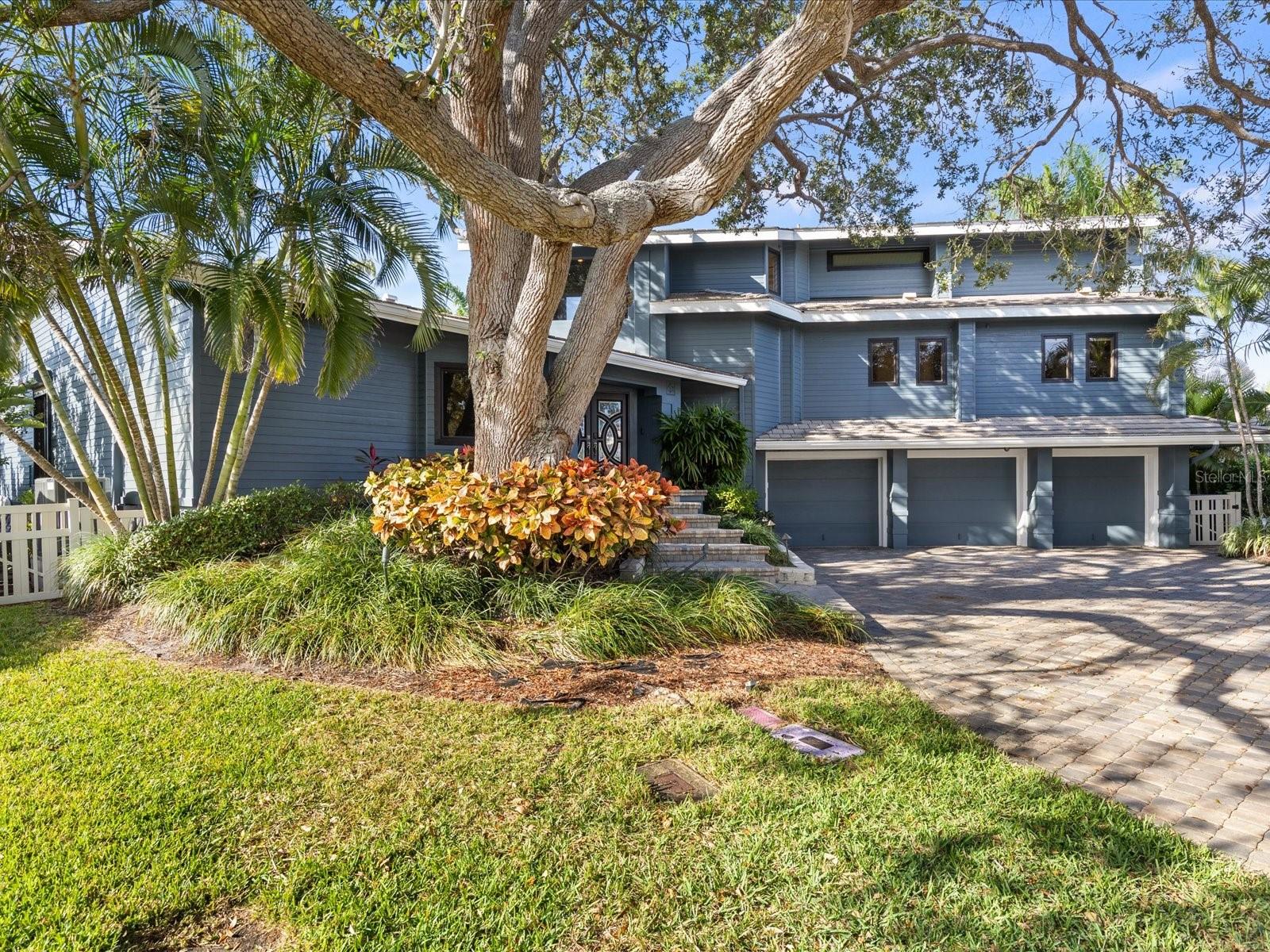 621 BELLE ISLE AVE