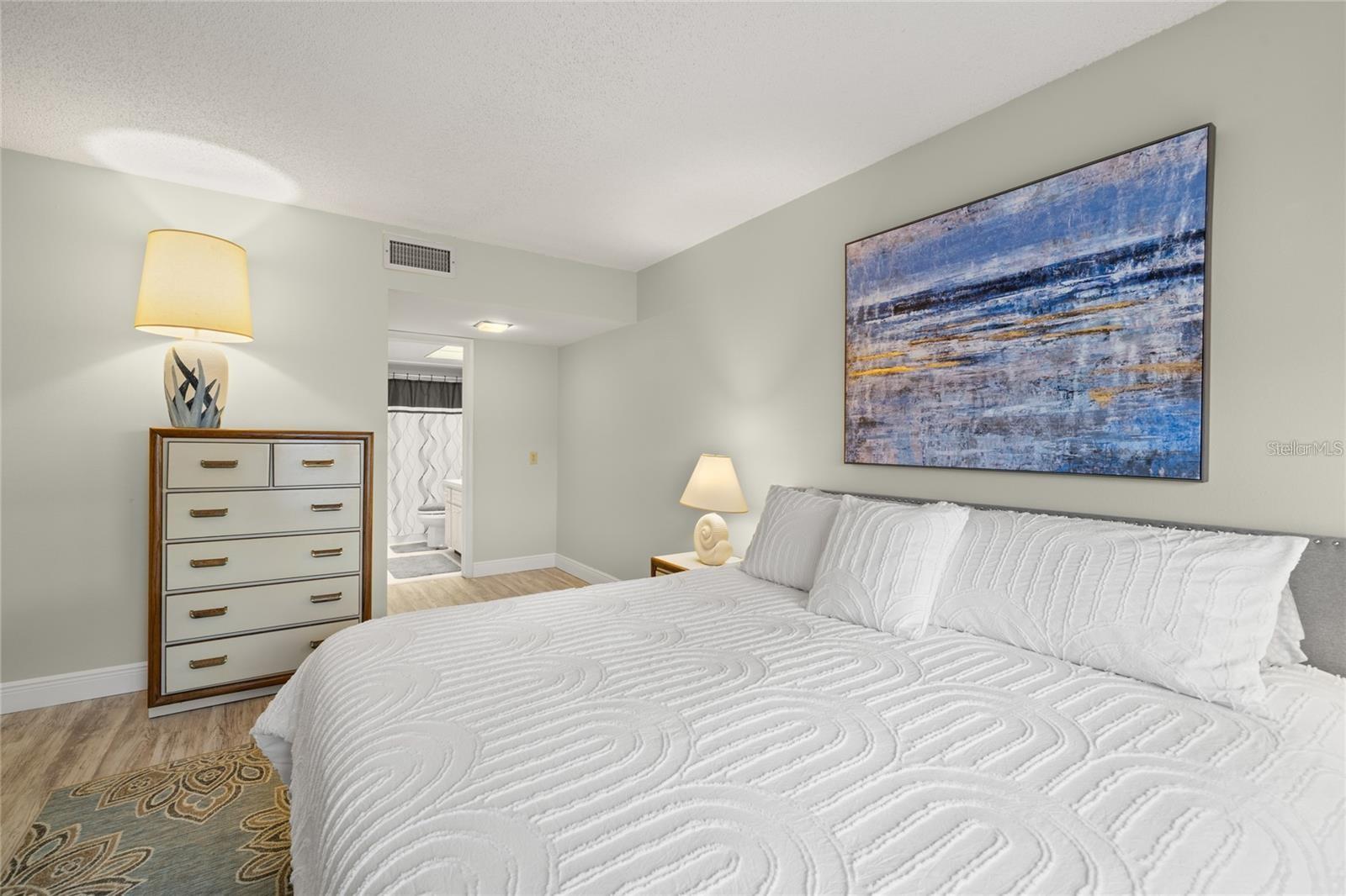 4900 BRITTANY DR S #205