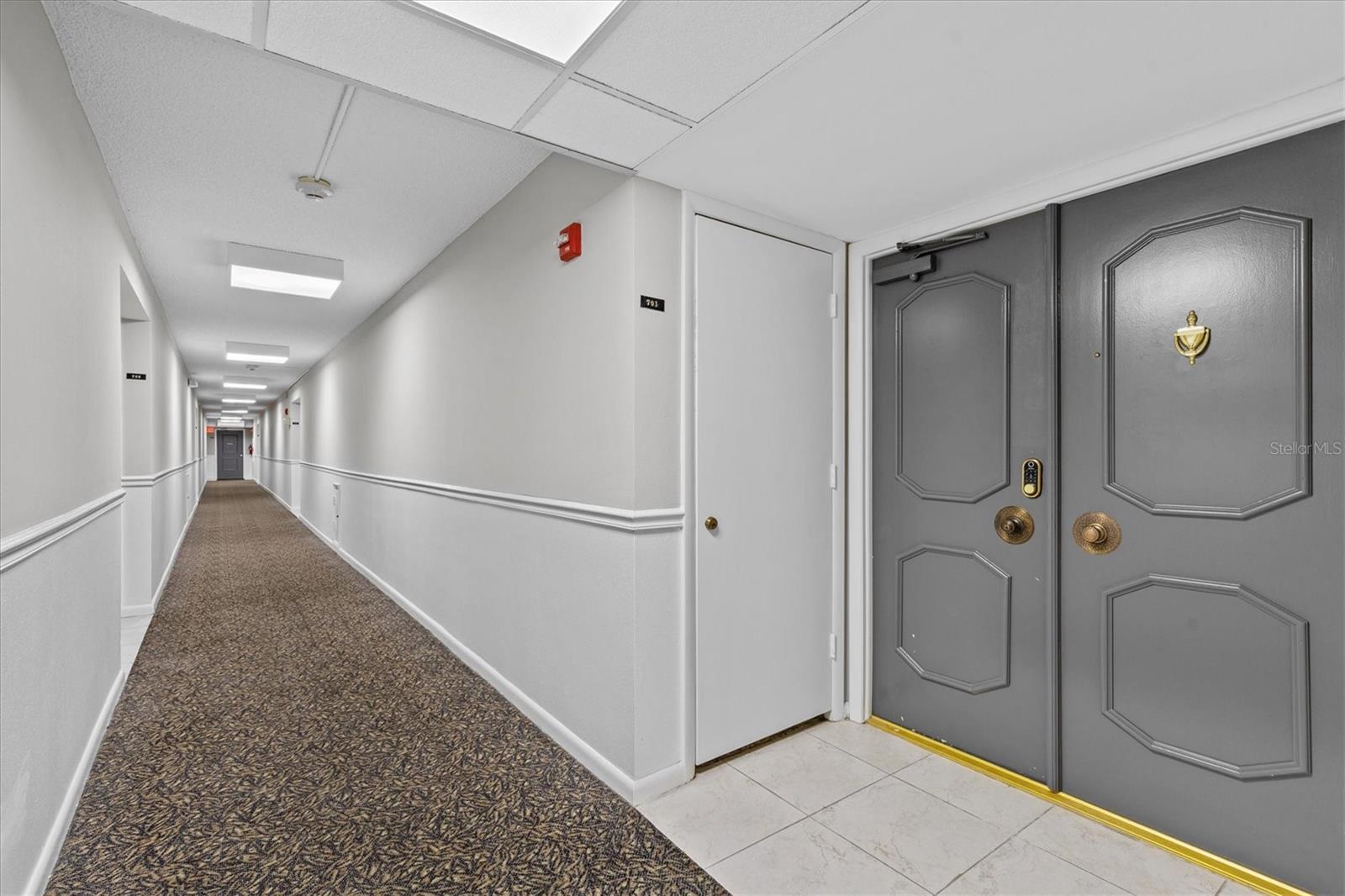 220 BELLEVIEW BLVD #701
