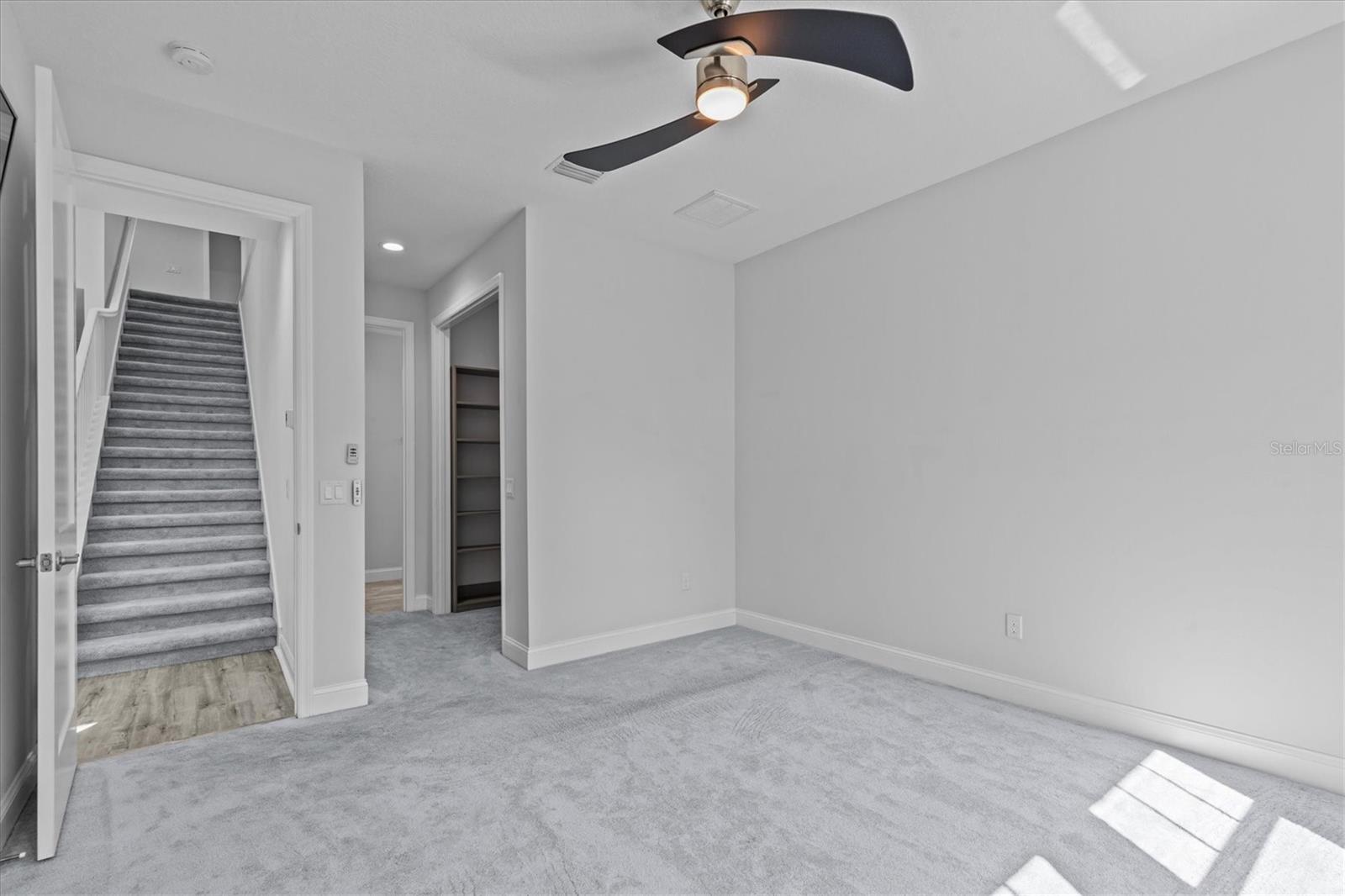 407 BIRDSONG LN