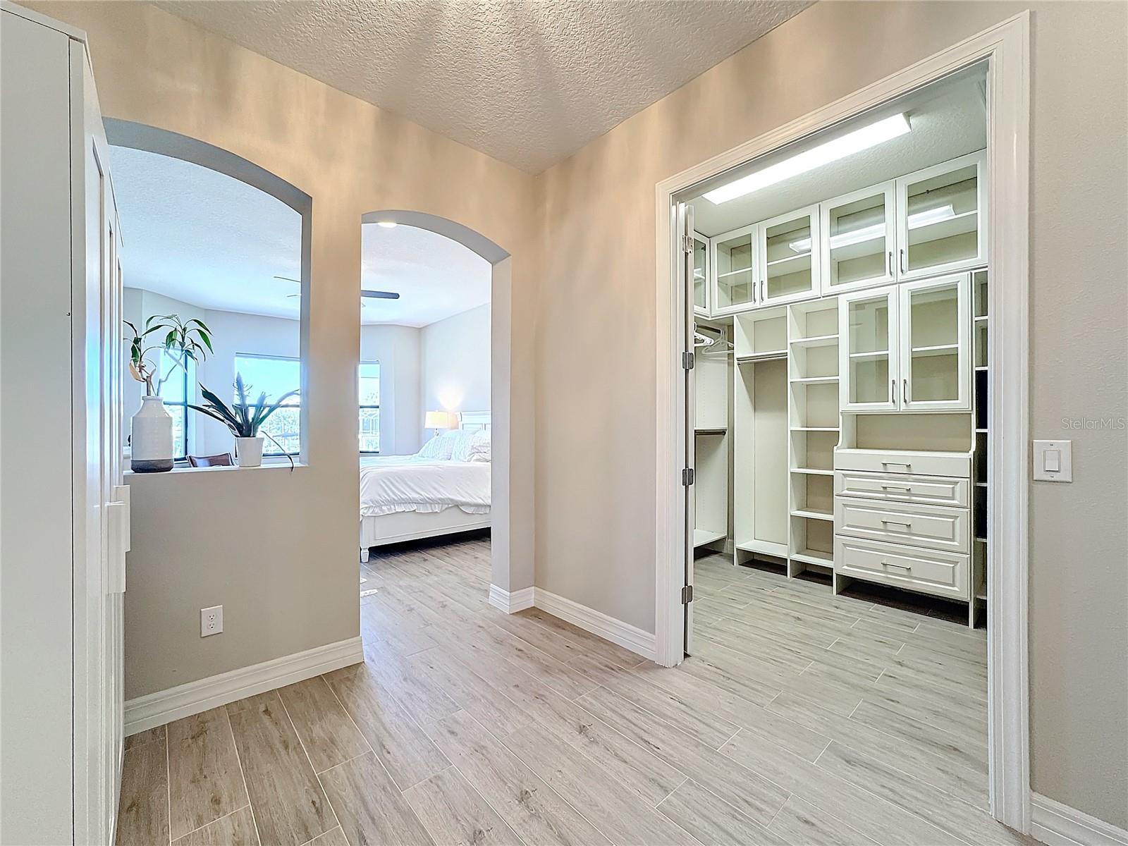 949 SYMPHONY ISLES BLVD