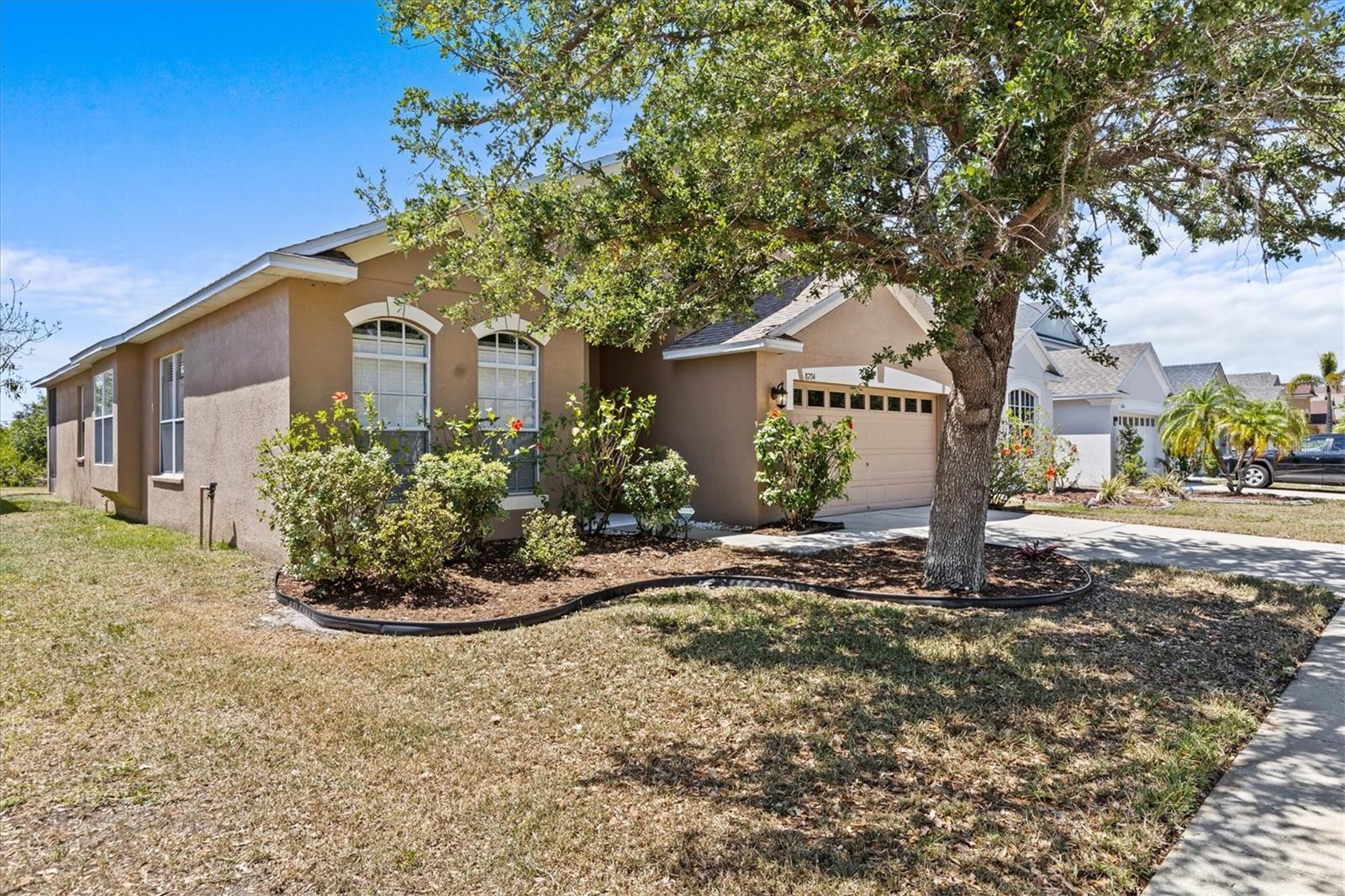 8704 SANDY PLAINS DR