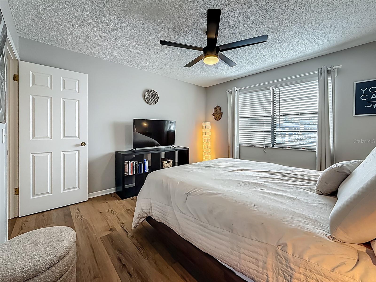 2400 WINDING CREEK BLVD #14-201