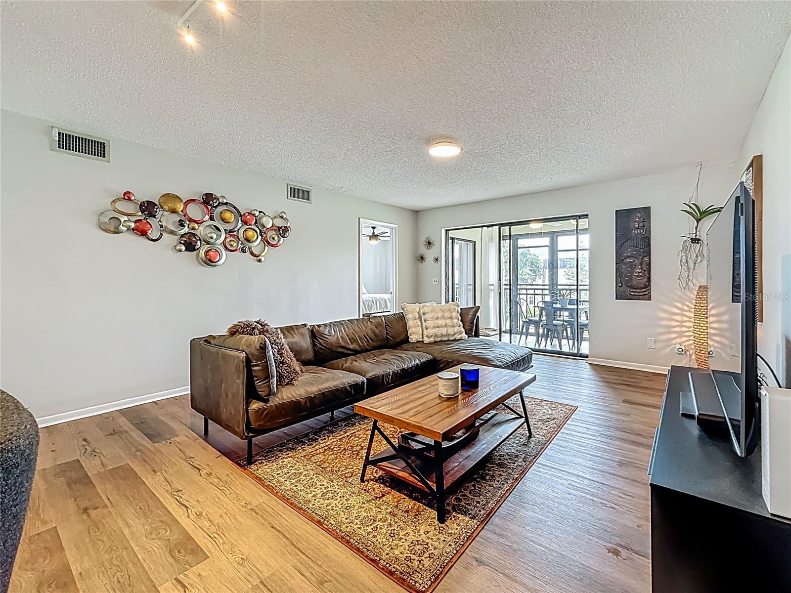 2400 WINDING CREEK BLVD #14-201