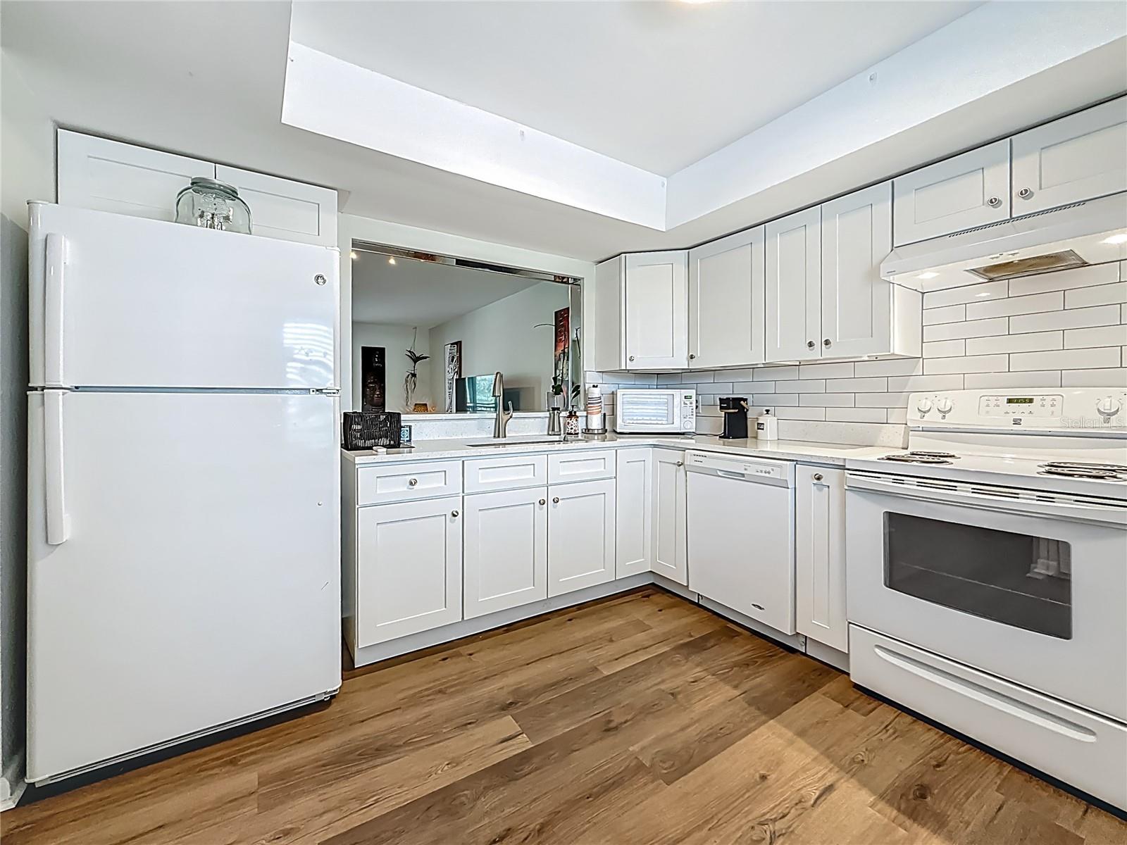 2400 WINDING CREEK BLVD #14-201