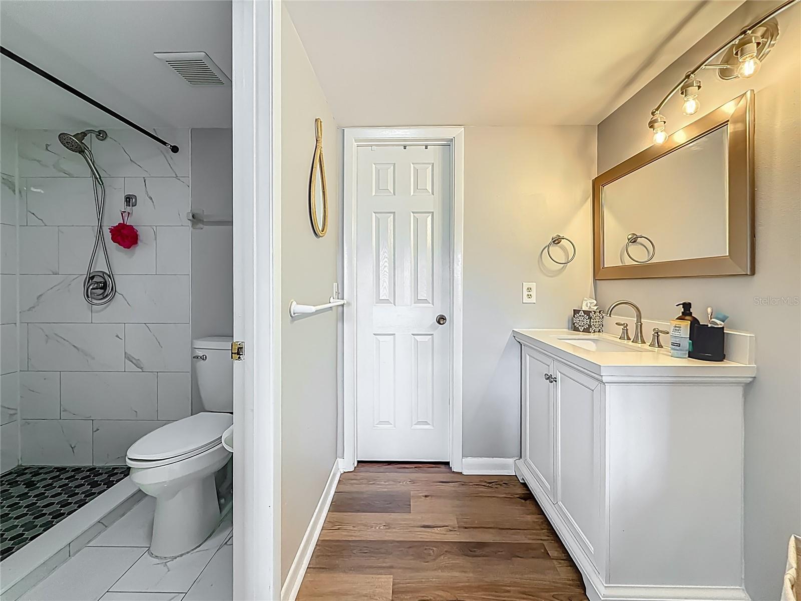 2400 WINDING CREEK BLVD #14-201