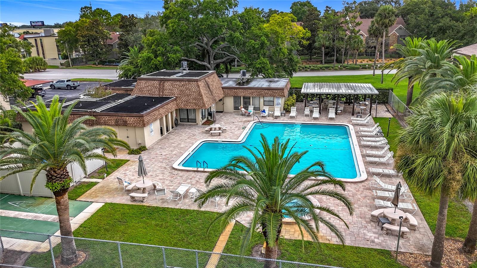 2400 WINDING CREEK BLVD #14-201