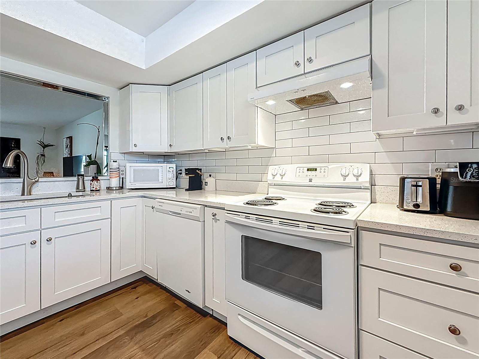 2400 WINDING CREEK BLVD #14-201