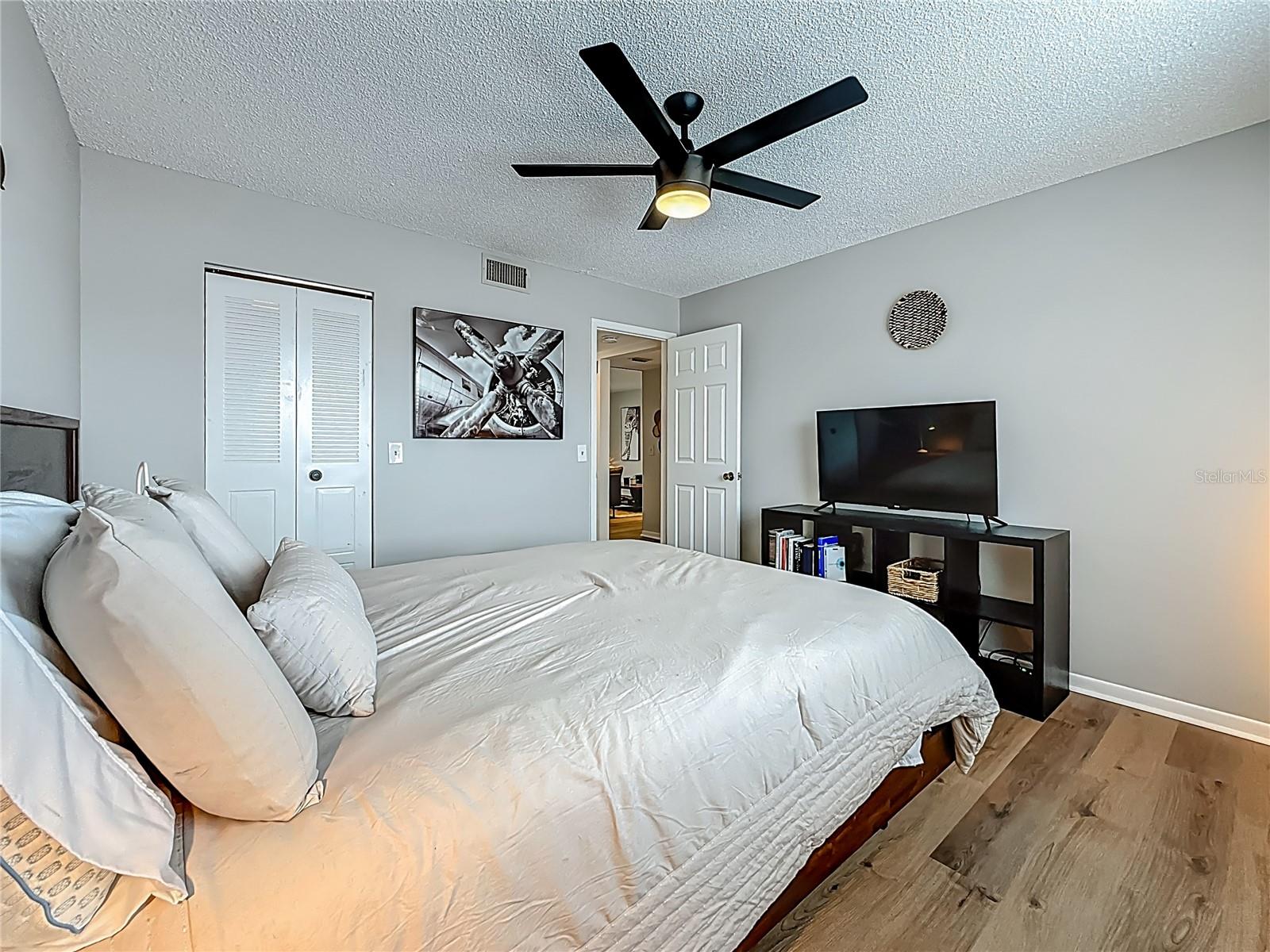 2400 WINDING CREEK BLVD #14-201