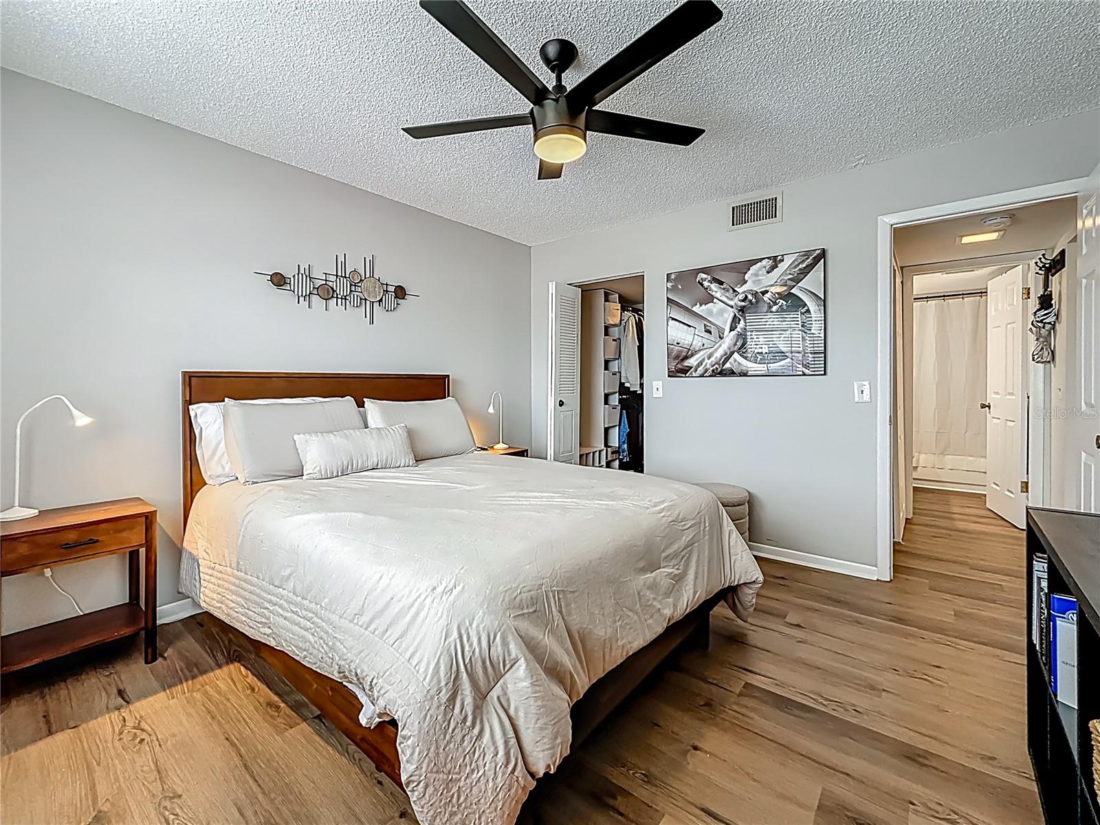 2400 WINDING CREEK BLVD #14-201