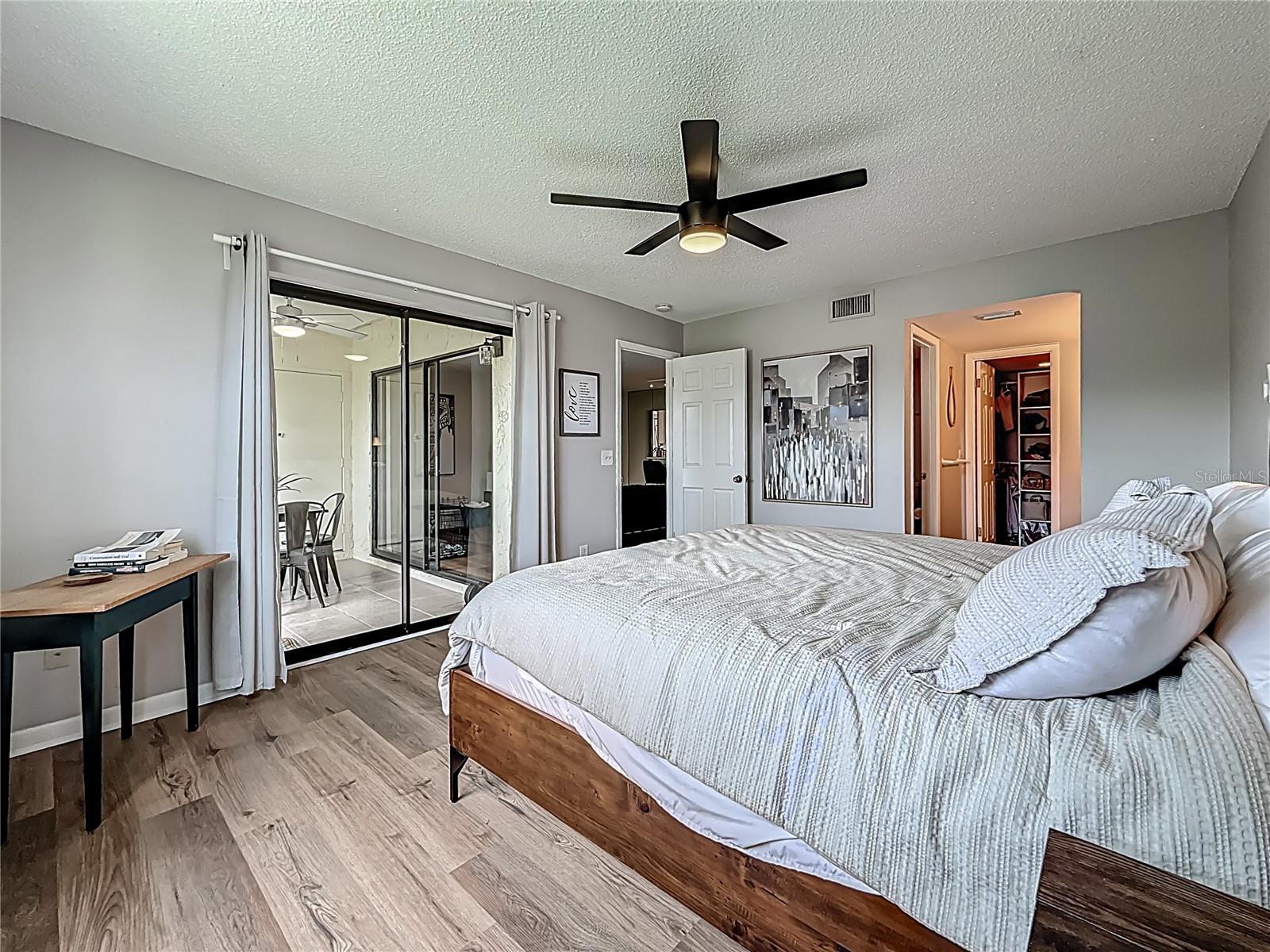 2400 WINDING CREEK BLVD #14-201