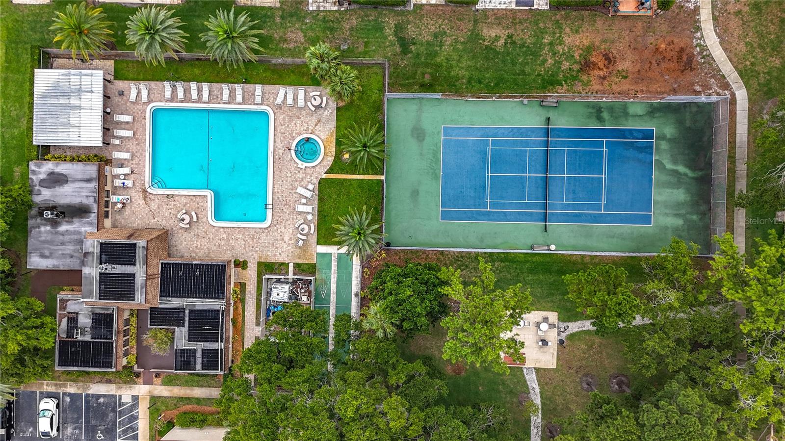 2400 WINDING CREEK BLVD #14-201