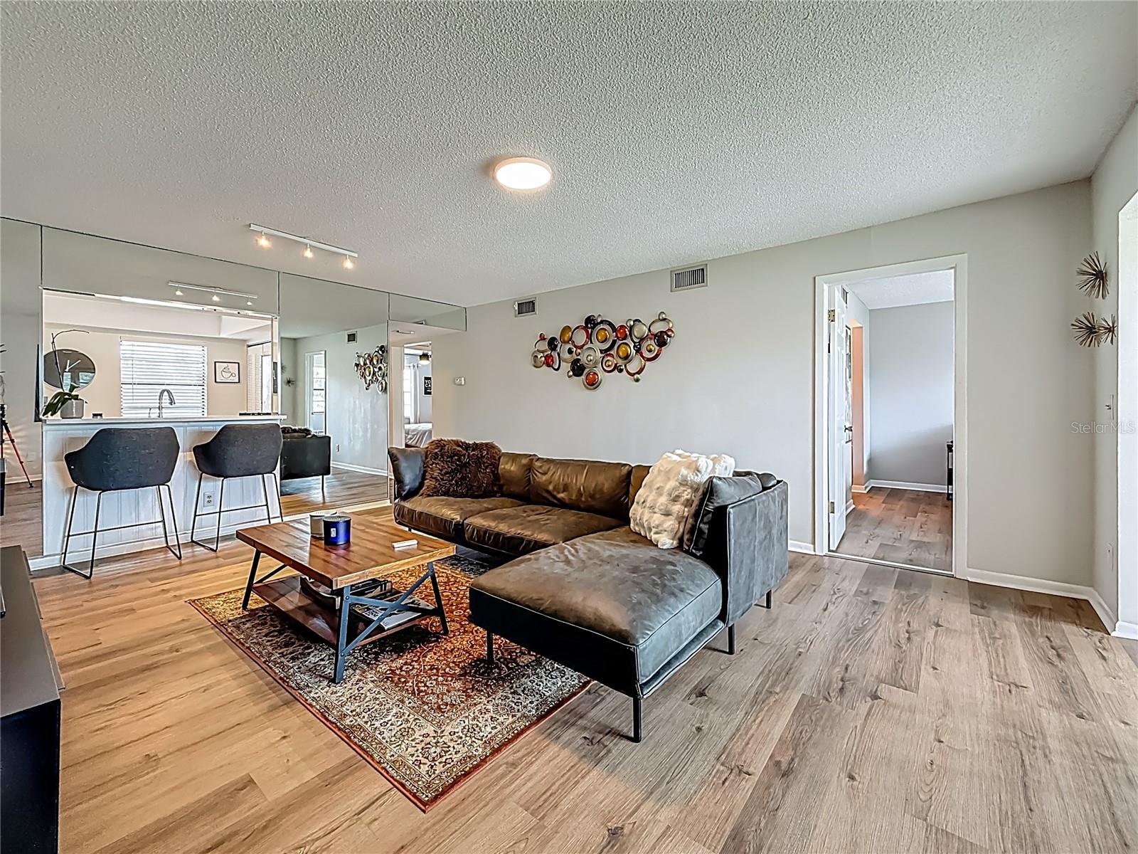 2400 WINDING CREEK BLVD #14-201