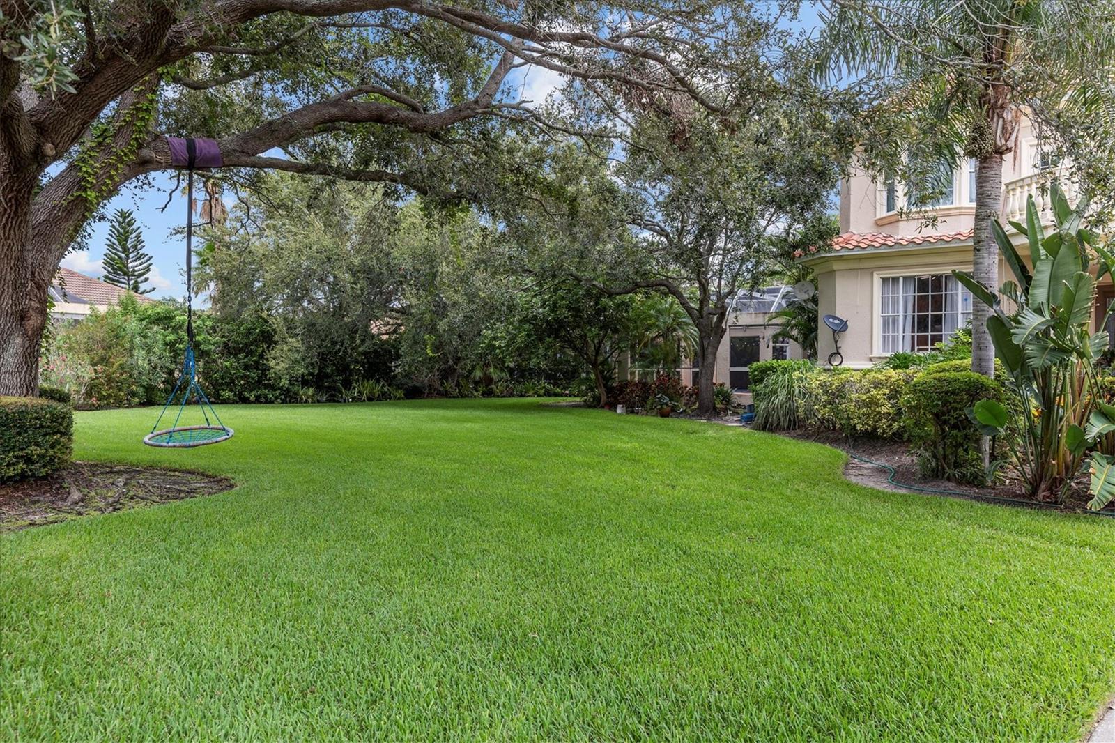 5914 LA ROSA LN