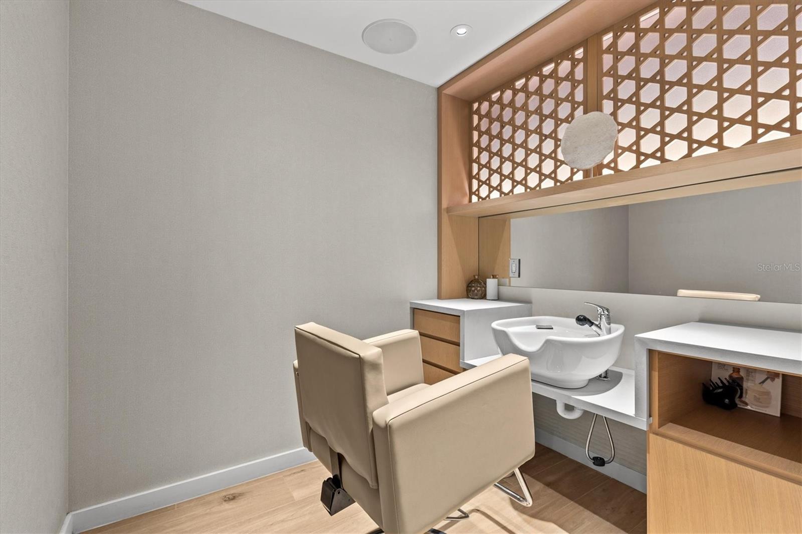 1020 SUNSET POINT RD #108