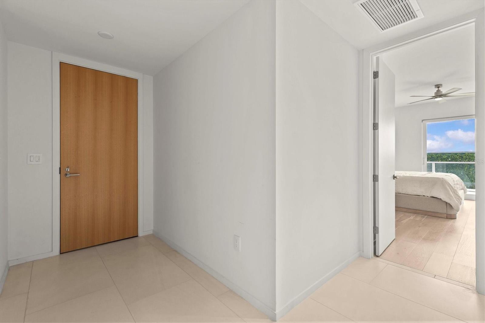 1020 SUNSET POINT RD #108