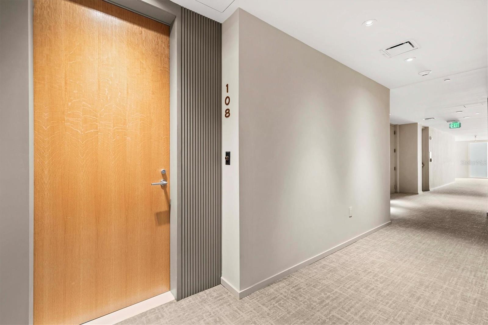 1020 SUNSET POINT RD #108