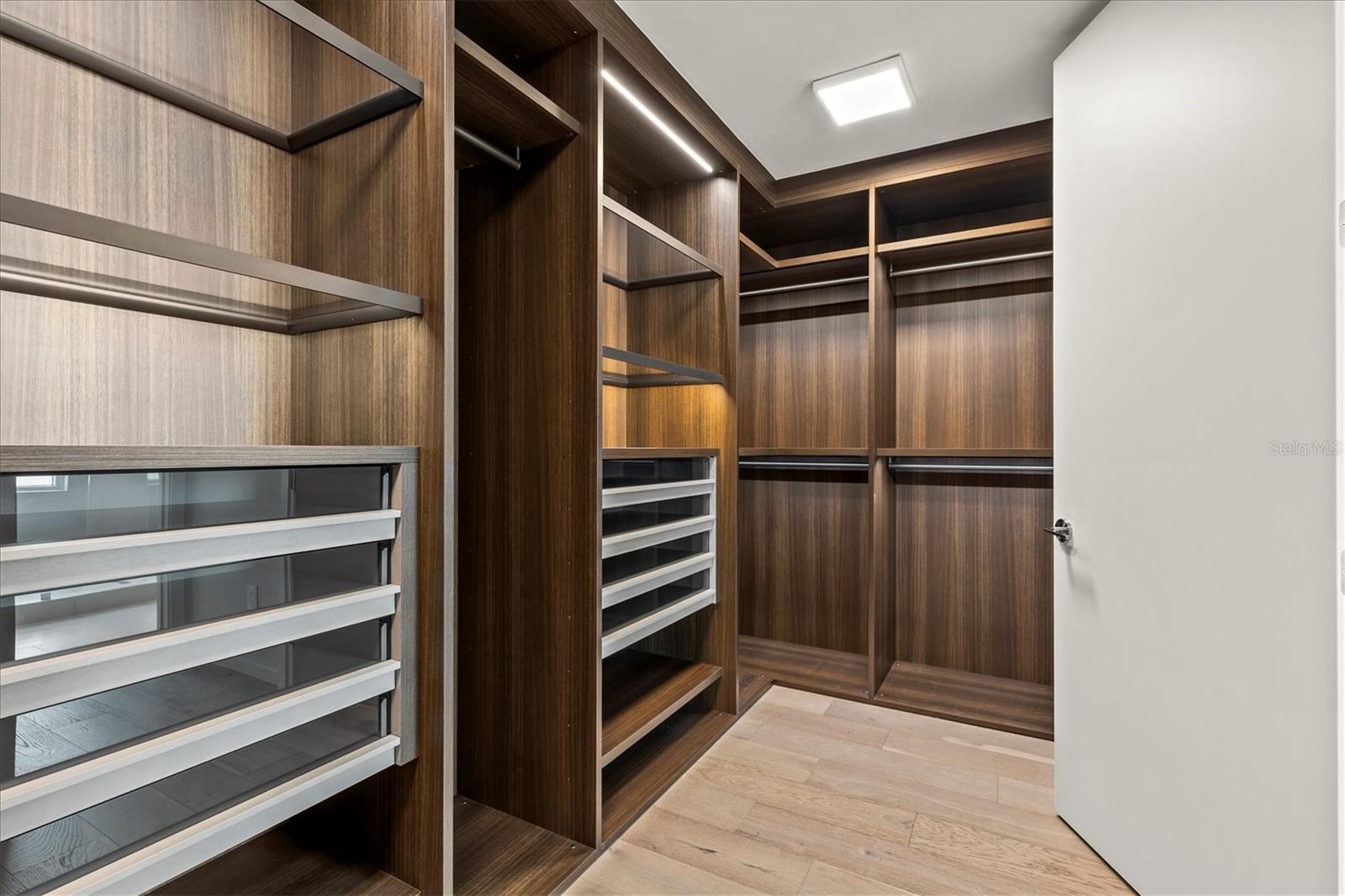 1020 SUNSET POINT RD #108