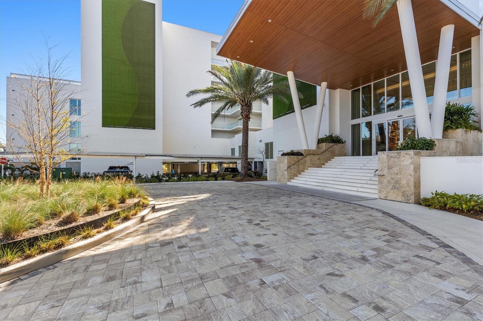 1020 SUNSET POINT RD #108