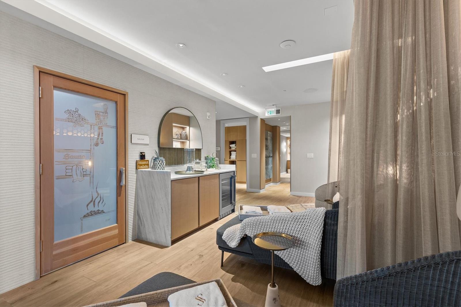 1020 SUNSET POINT RD #108