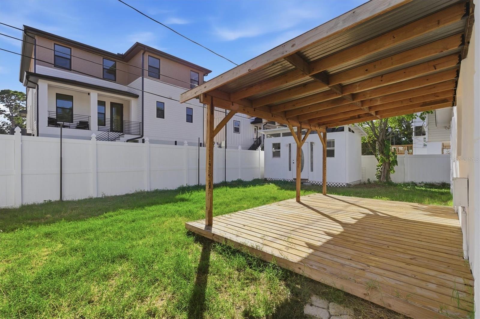 1734 MARYLAND AVE NE