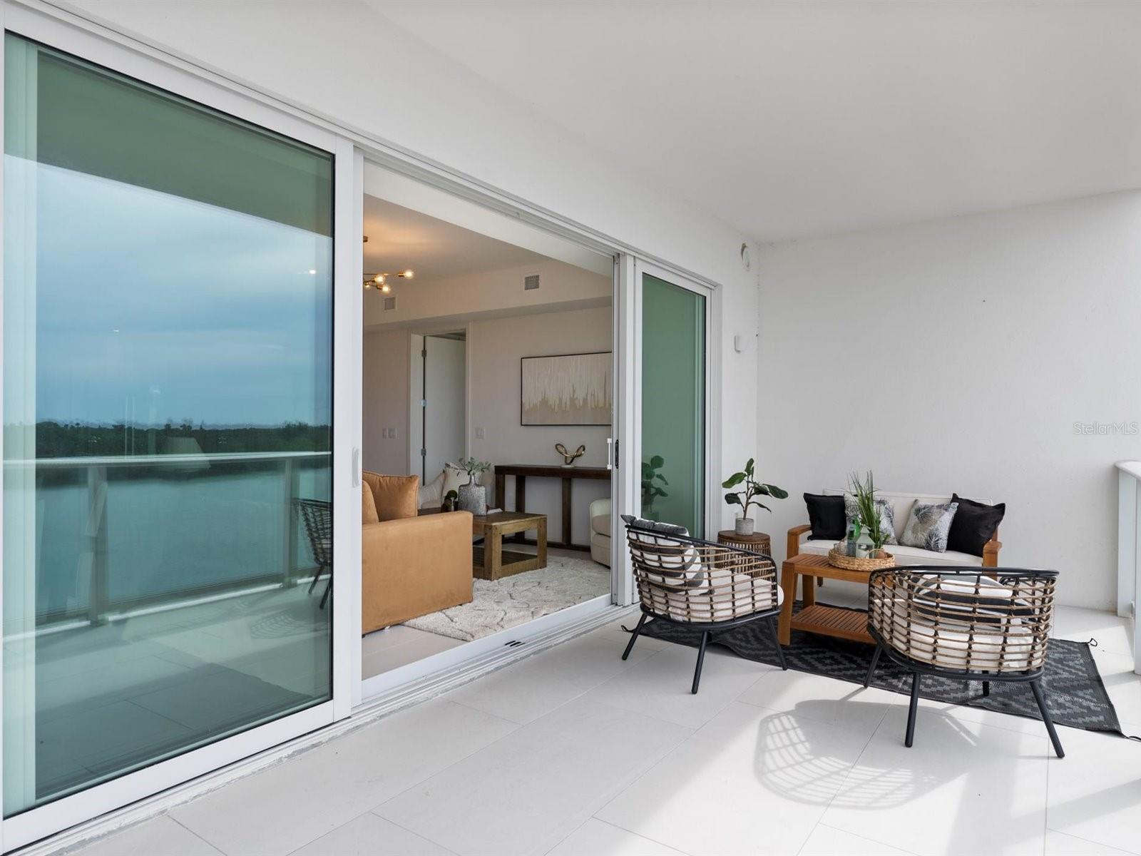 1020 SUNSET POINT RD #410