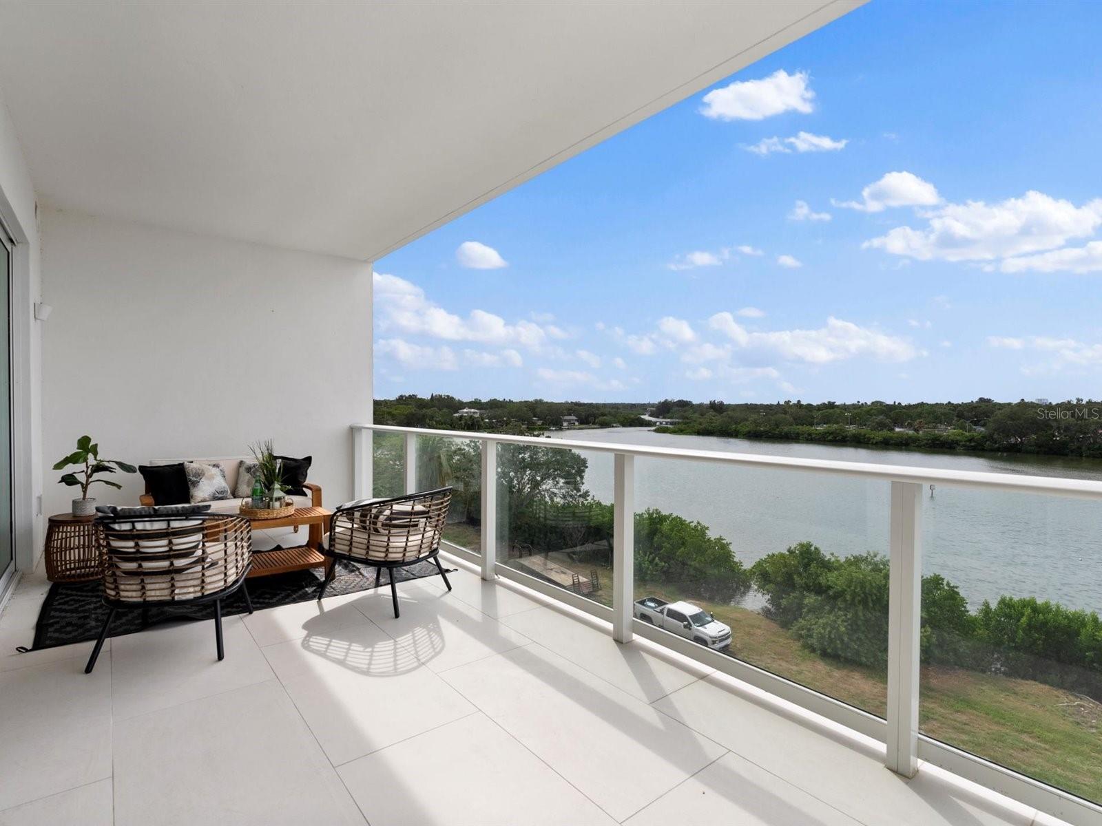 1020 SUNSET POINT RD #410