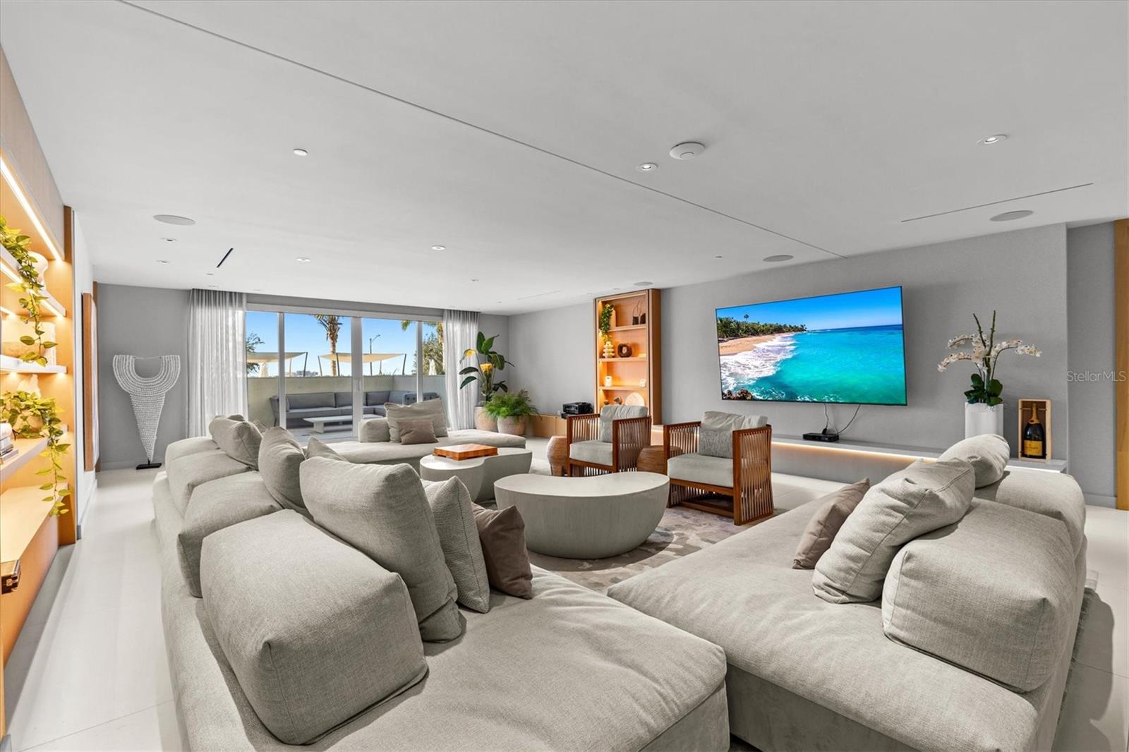 1020 SUNSET POINT RD #703