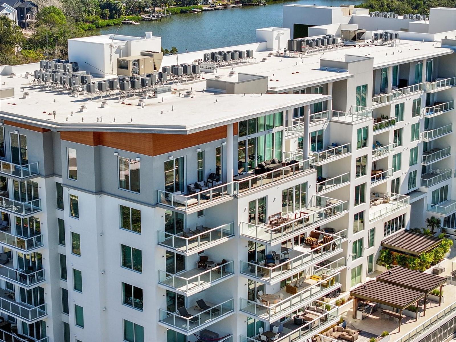 1020 SUNSET POINT RD #703