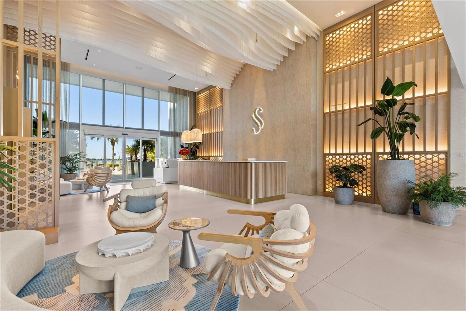 1020 SUNSET POINT RD #703