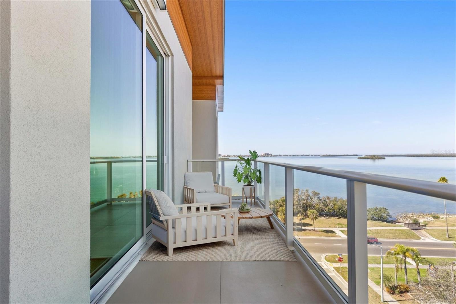 1020 SUNSET POINT RD #703