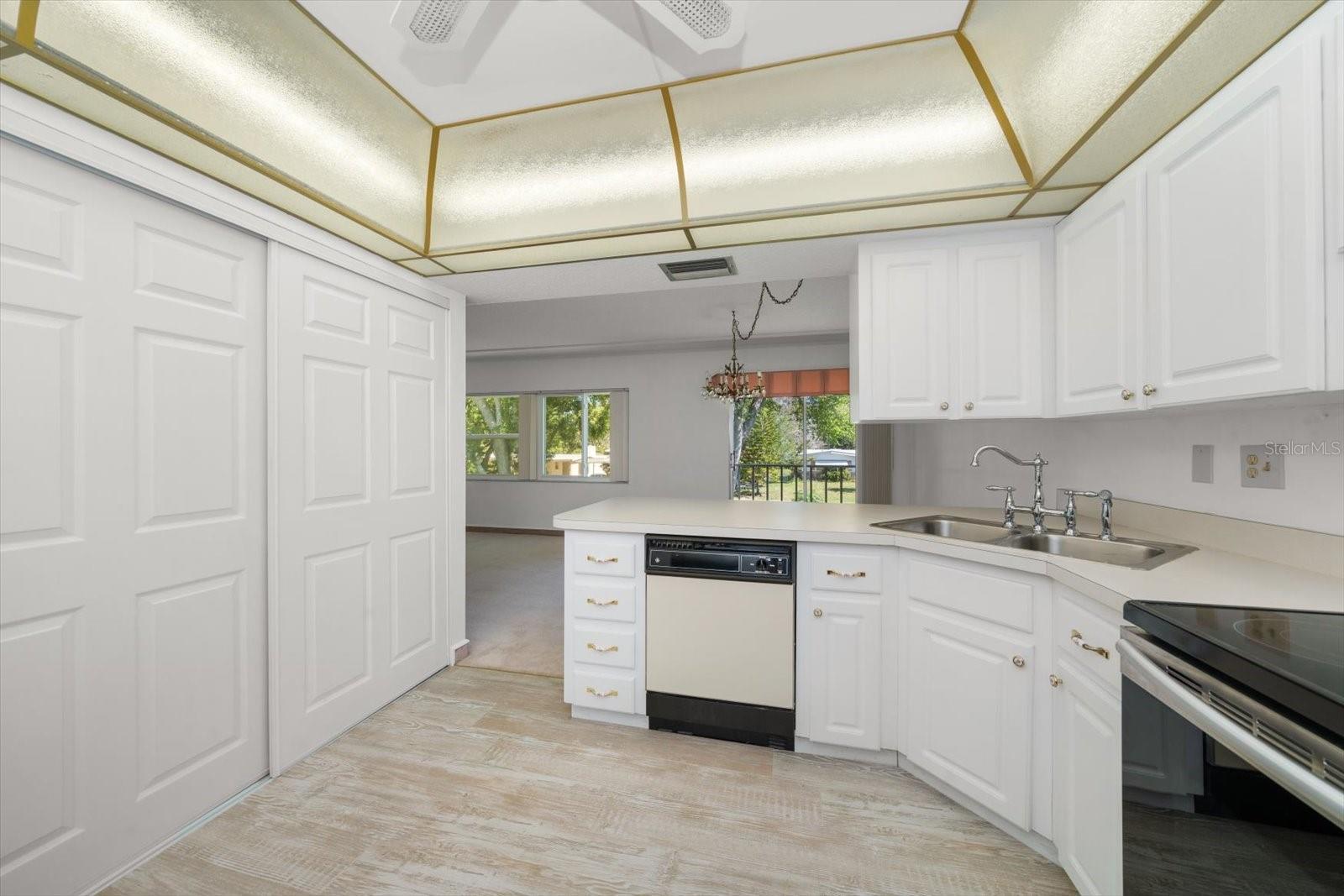 1655 S HIGHLAND AVE #D238