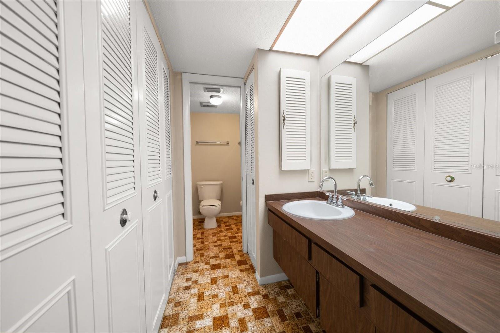 1655 S HIGHLAND AVE #D238