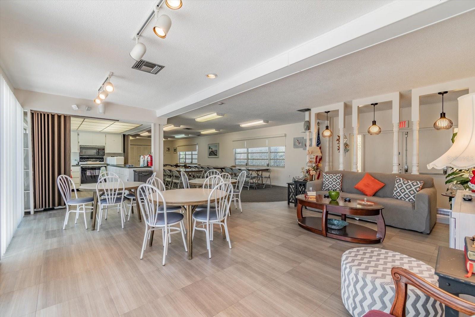 1655 S HIGHLAND AVE #D238