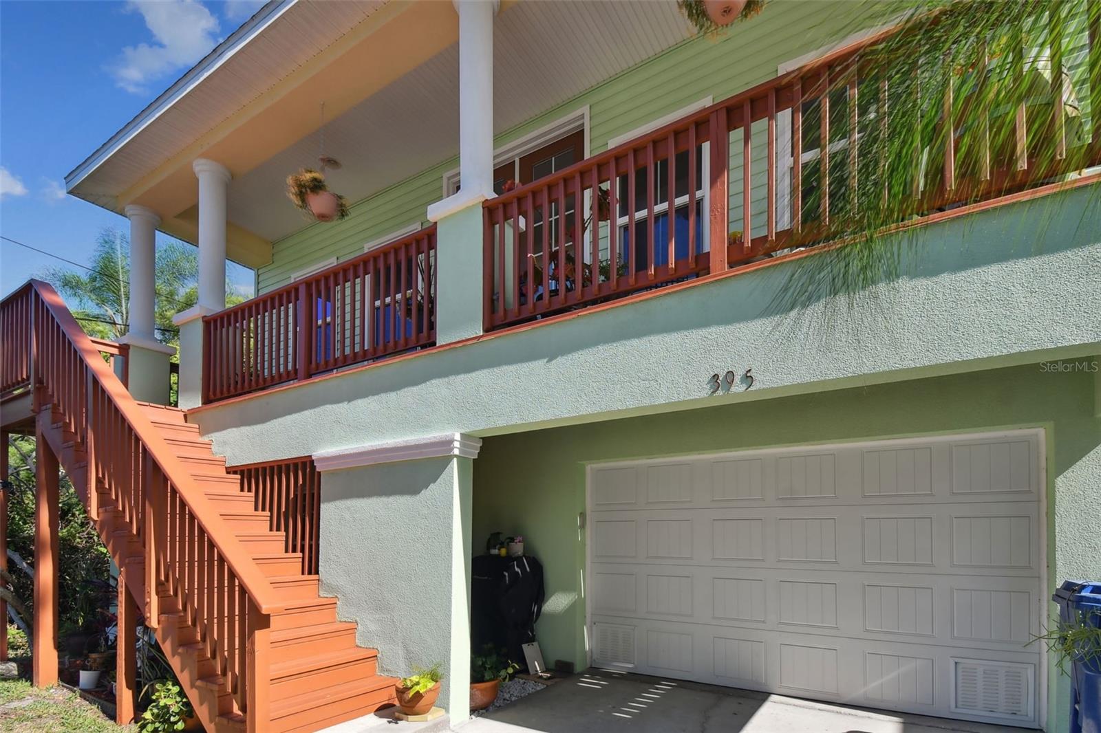 395 ULELAH AVE