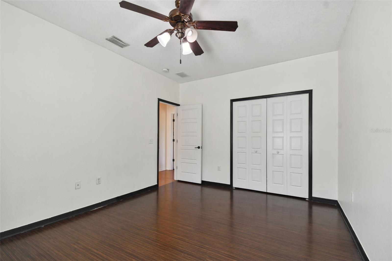 395 ULELAH AVE
