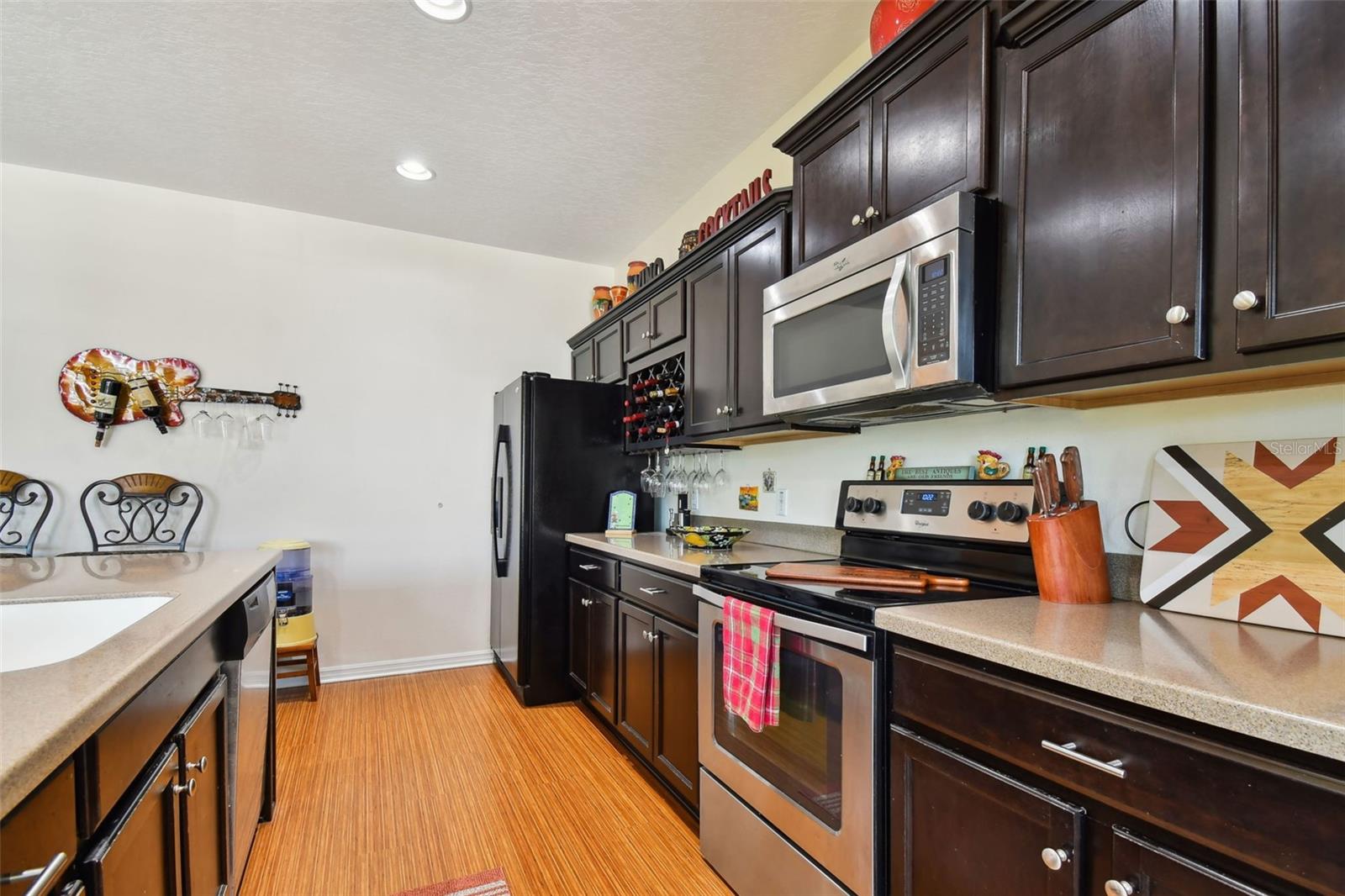 395 ULELAH AVE