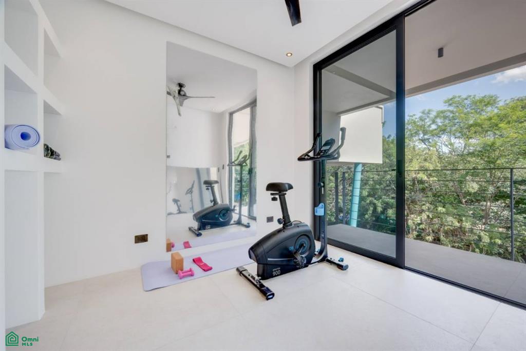 Casa Ukiyo, Senderos 6B , Tamarindo, Guanacaste