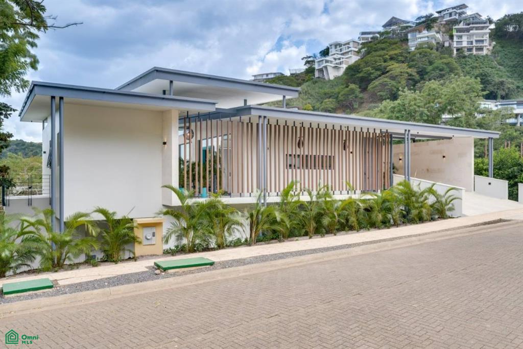 Casa Ukiyo, Senderos 6B , Tamarindo, Guanacaste