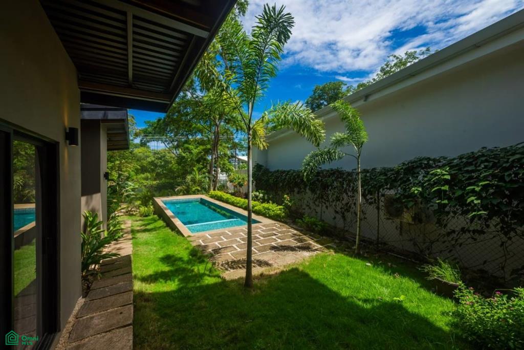 Casa Chaperon, Tamarindo Park Lot 8 , Tamarindo, Guanacaste