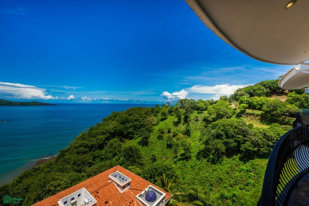 Flamingo Towers Penthouse 32 , Playa Flamingo, Guanacaste