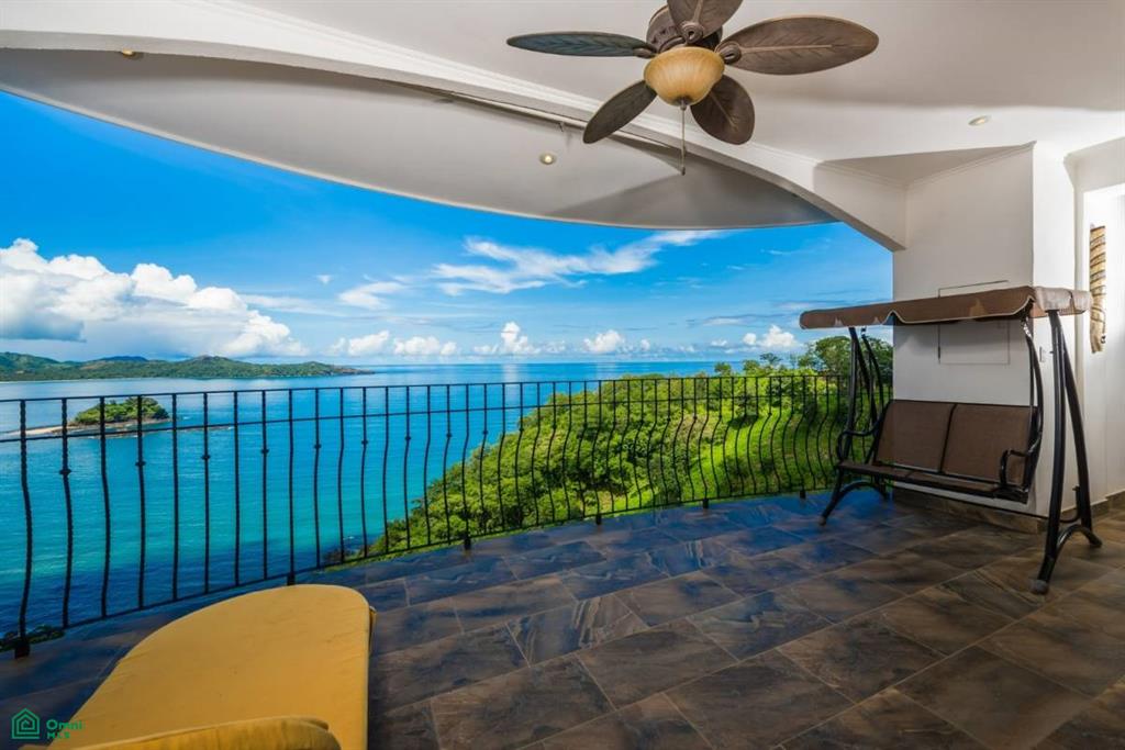 Flamingo Towers Penthouse 32 , Playa Flamingo, Guanacaste