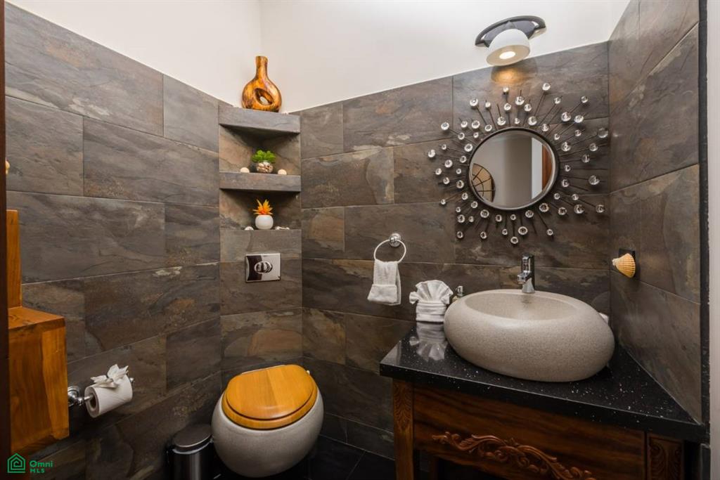 Flamingo Towers Penthouse 32 , Playa Flamingo, Guanacaste