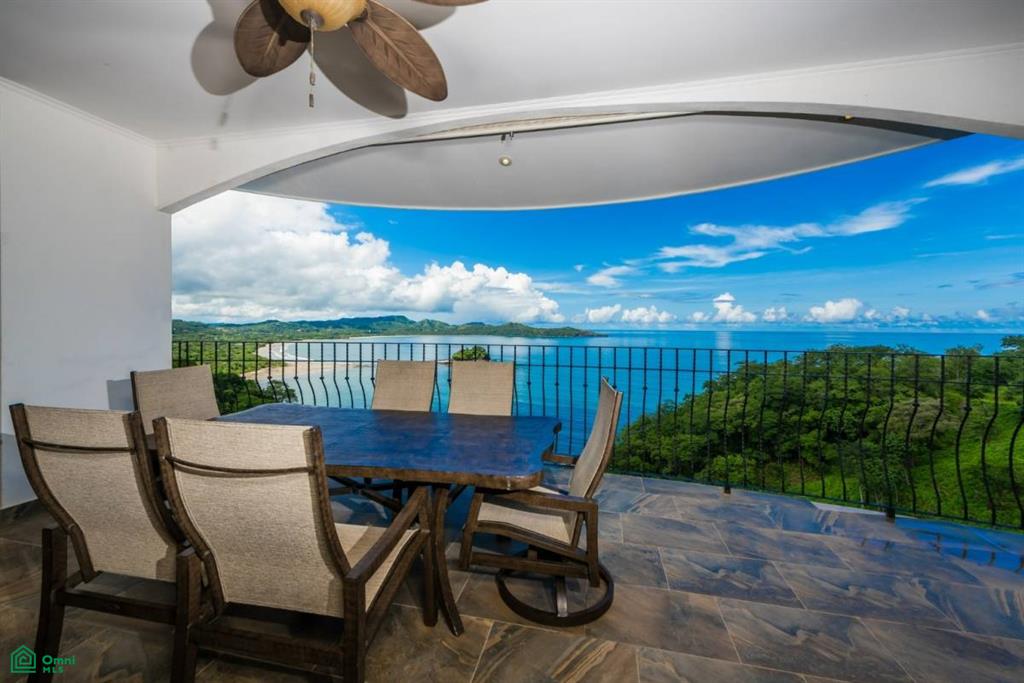 Flamingo Towers Penthouse 32 , Playa Flamingo, Guanacaste