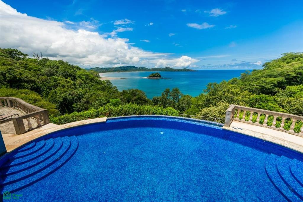 Flamingo Towers Penthouse 32 , Playa Flamingo, Guanacaste
