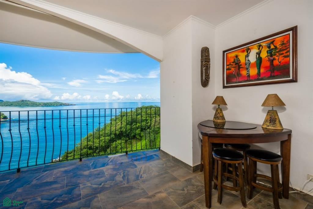 Flamingo Towers Penthouse 32 , Playa Flamingo, Guanacaste