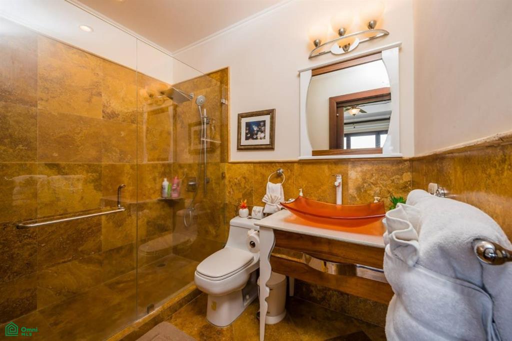 Flamingo Towers Penthouse 32 , Playa Flamingo, Guanacaste